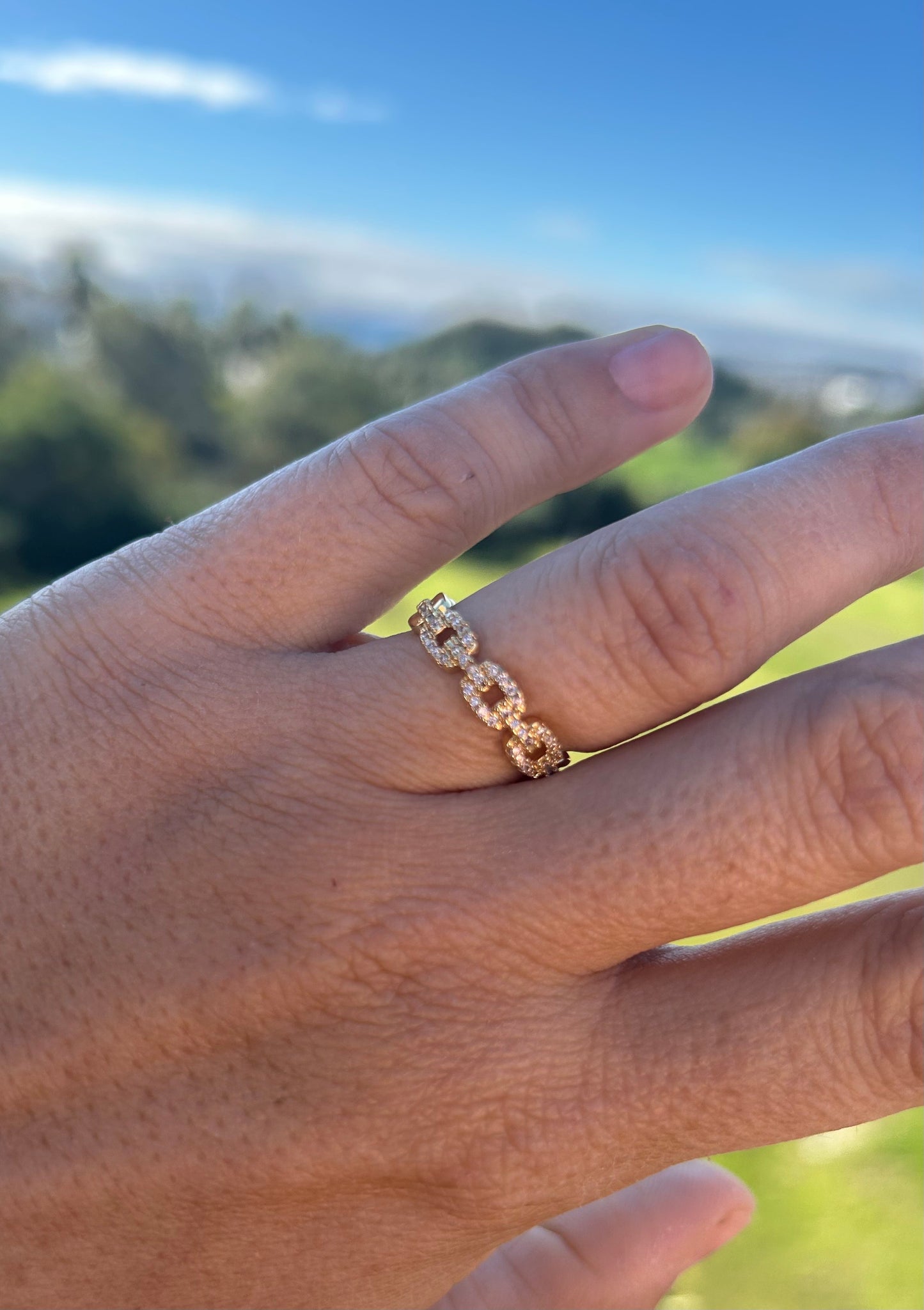 "LOOPS" ring in gold-plated steel