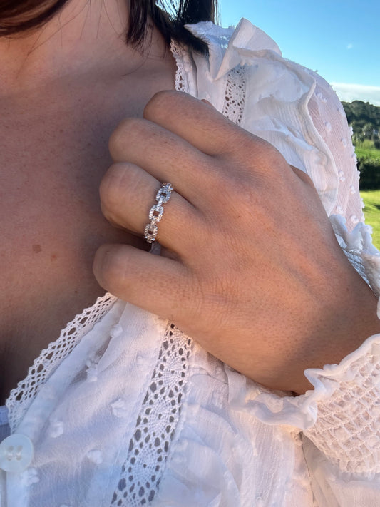 "LOOPS" ring in silver steel